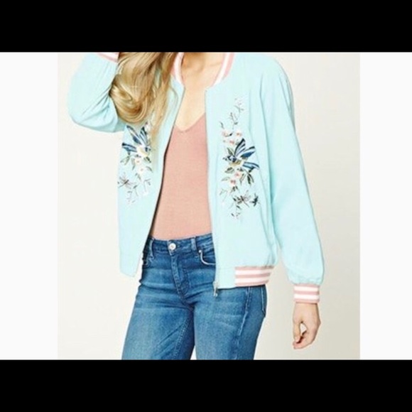 Forever 21 sz M embroidered floral bird jacket - Picture 2 of 7
